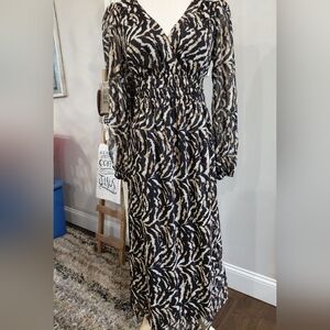 Animal Print Sophia Vergara Abstract Black and Tan Long Sleeve Smocked Waist
